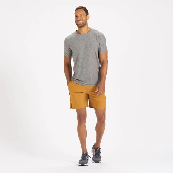 NWT ⛰ Vuori | Trail Short - Dark Golden - Picture 5 of 14